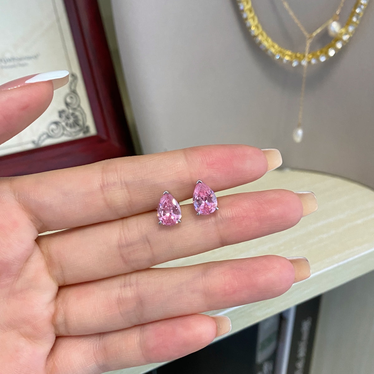[Lucky Star]Ornate Water Drop Shape Earrings