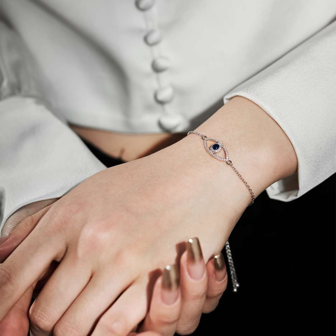 [Lucky Star]Devil's Eye Hollow Design Bracelet