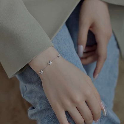 [Lucky Star]Radiant Butterfly Shape Necklace