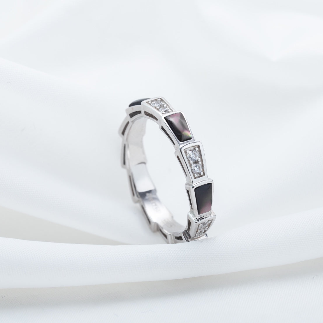 [Lucky Star]SERPENTI RING SILVER  DIAMOND BLACK MOP 3MM