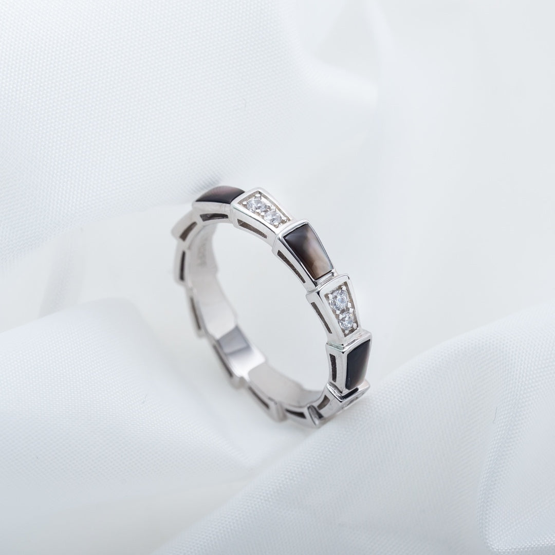 [Lucky Star]SERPENTI RING SILVER  DIAMOND BLACK MOP 3MM