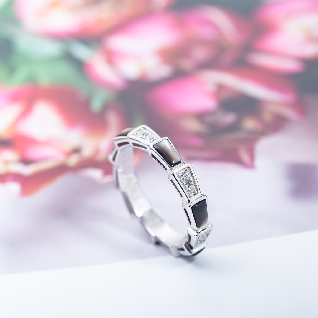 [Lucky Star]SERPENTI RING SILVER  DIAMOND BLACK MOP 3MM