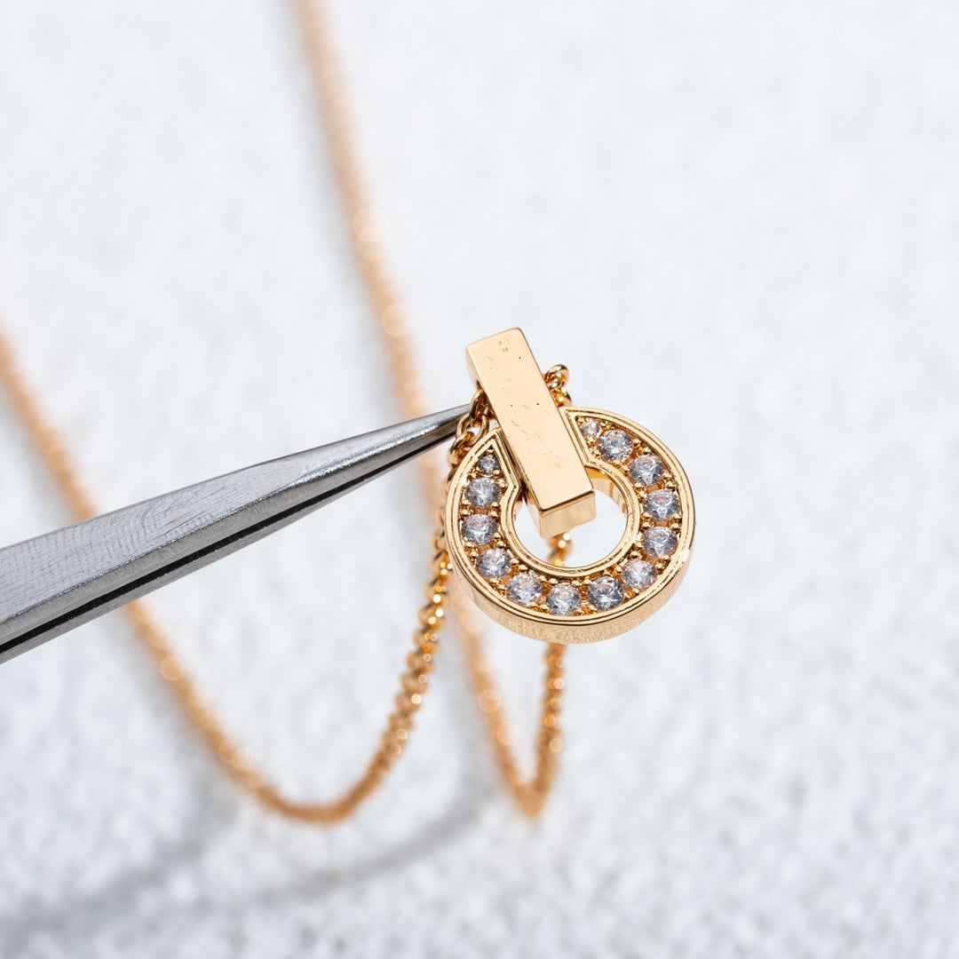 [Lucky Star]GARI HALSKETTE ROSGOLD DIAMANT