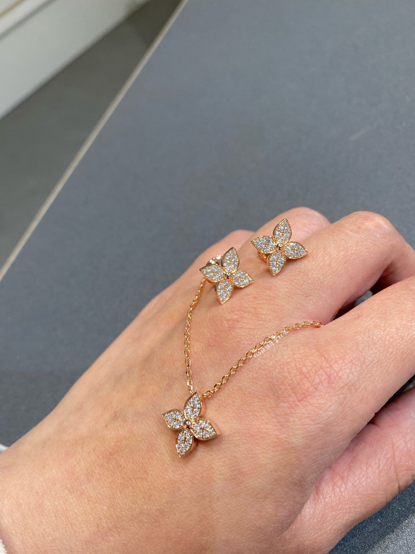 [Lucky Star]STAR DIAMOND NECKALCE