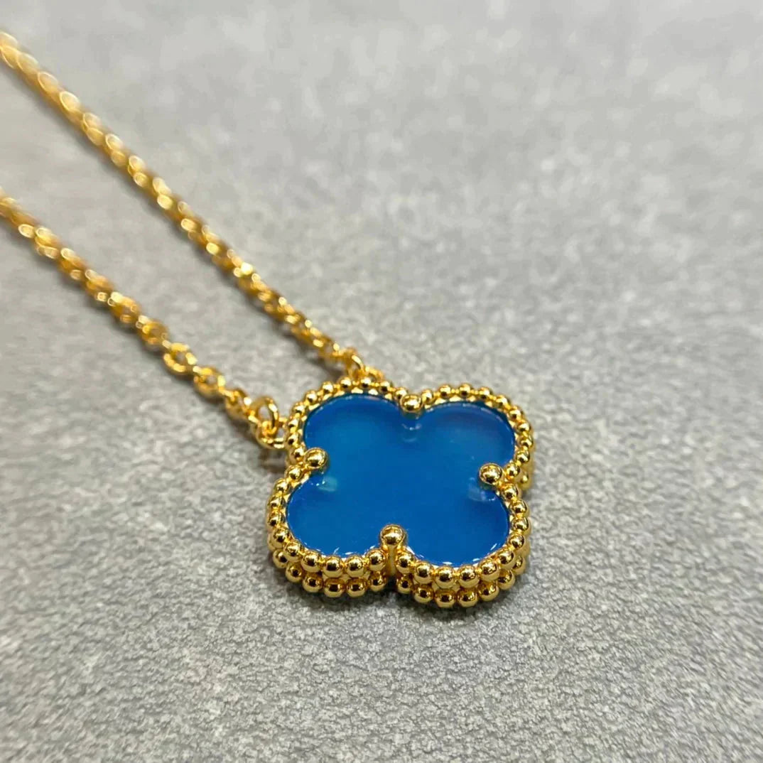 [ラッキースター]クローバー 15MM ブルーアゲートネックレス