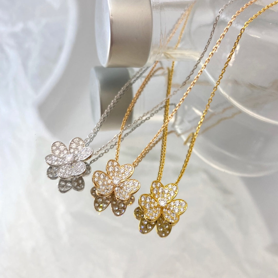 [Lucky Star]FLOWER DIAMOND NECKLACE