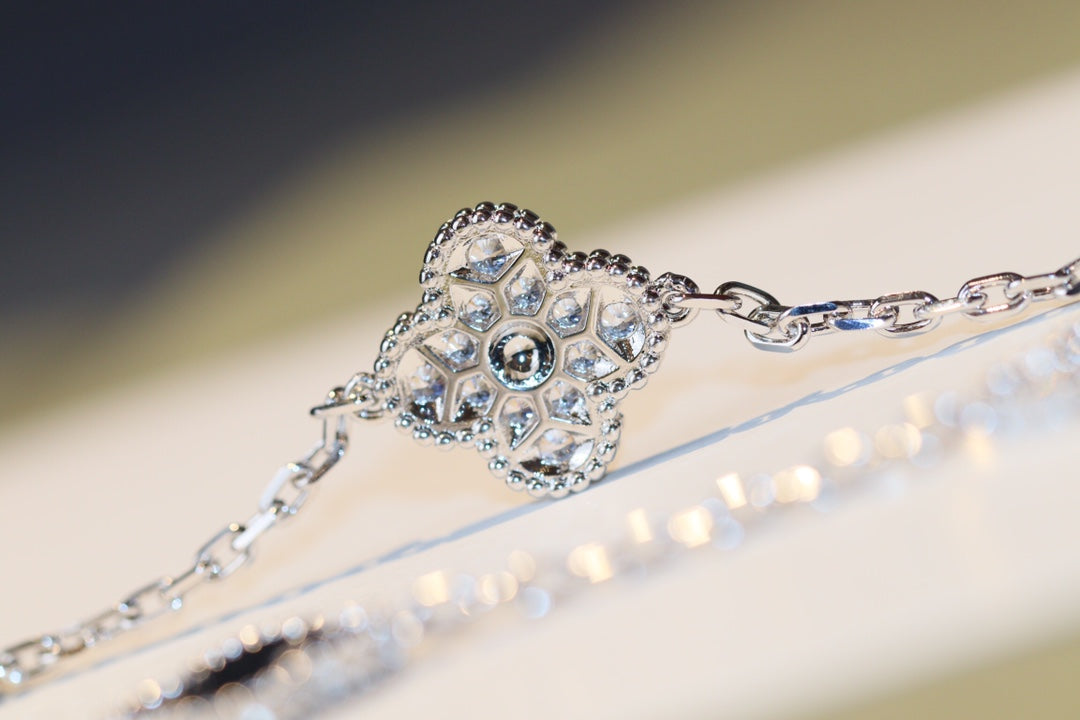 [Glücksstern]KLEEBLATT 20 MOTIVE ONYX DIAMANT SILBER