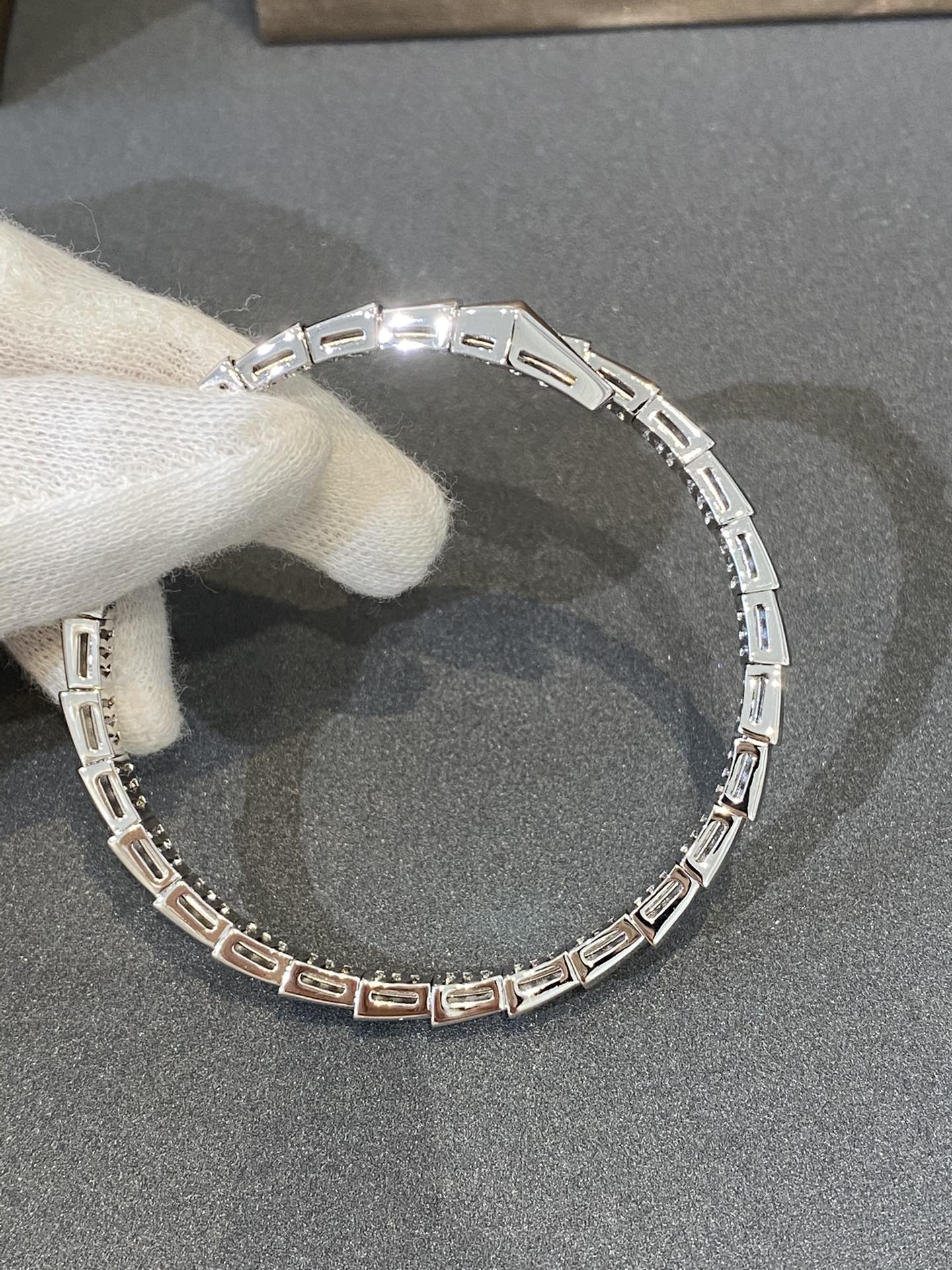 [Lucky Star]SERPENTI BRACELET DIAMONDS SILVER