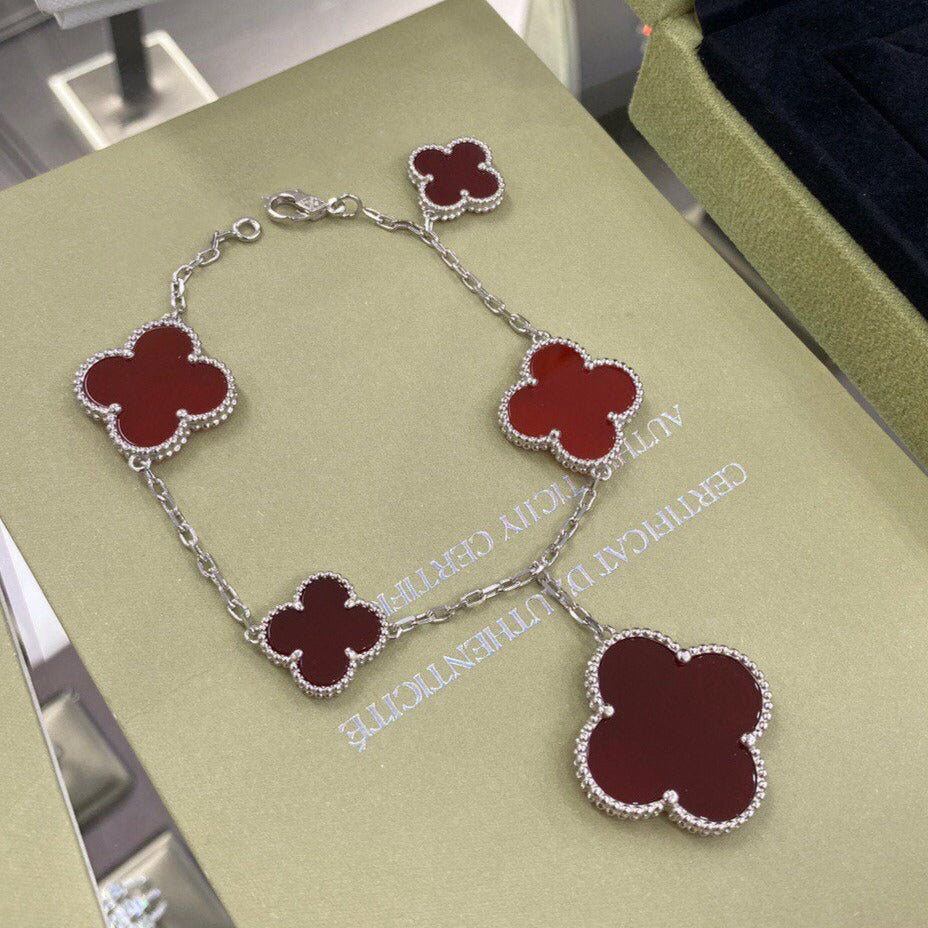 [Lucky Star]CLOVER 5 MOTIFS SIVLER CARNELIAN BRACELET