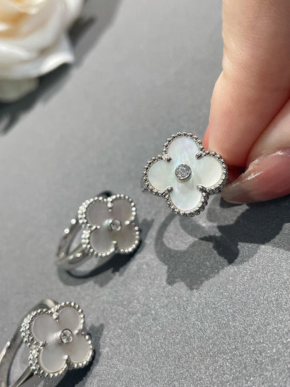 [Lucky Star]CLOVER SILVER MOP DIAMOND RING