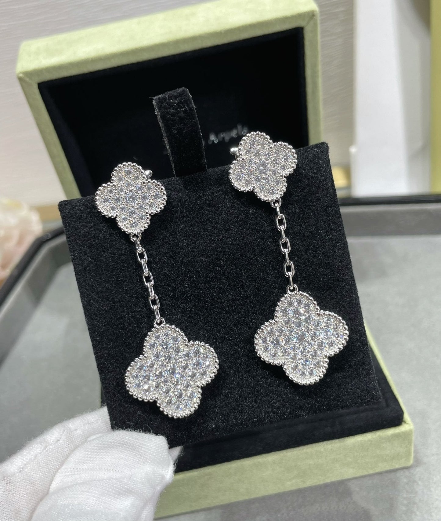 [Lucky Star]CLOVER 2 MOTIFS DIAMOND PAVED SILVER EARRINGS