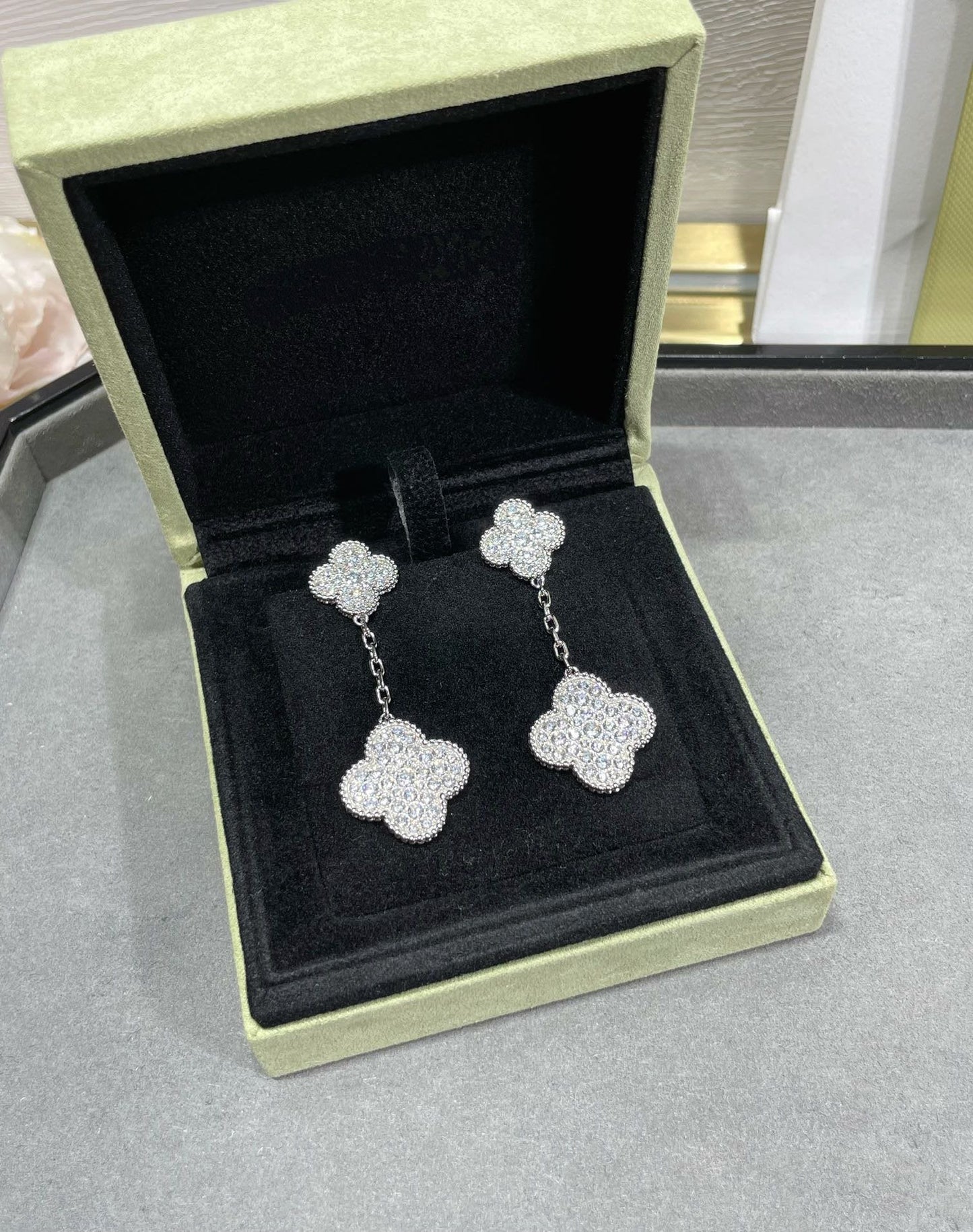 [Lucky Star]CLOVER 2 MOTIFS DIAMOND PAVED SILVER EARRINGS