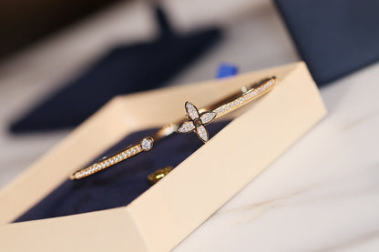 [Lucky Star]IDYLLE GOLD OFFENES ARMBAND MIT DIAMANTEN