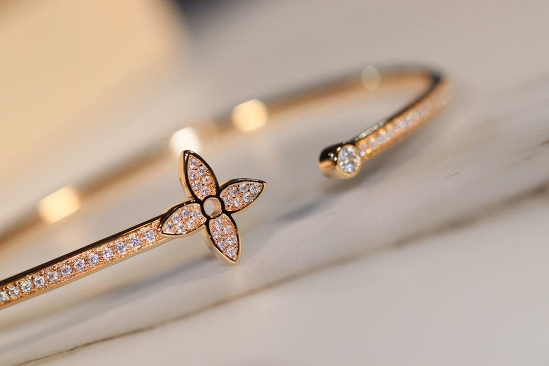 [Lucky Star]IDYLLE GOLD OFFENES ARMBAND MIT DIAMANTEN
