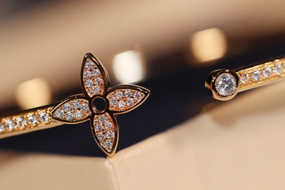 [Lucky Star]IDYLLE GOLD OFFENES ARMBAND MIT DIAMANTEN
