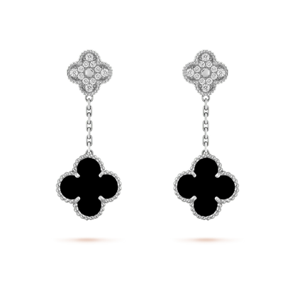 [らき☆すた]クローバー 2モチーフ ダイヤモンド オニキス ピアス シルバー