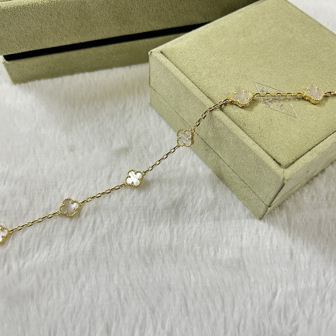 [Lucky Star]CLOVER 6 MOTIF WHITE MOP BRACELET