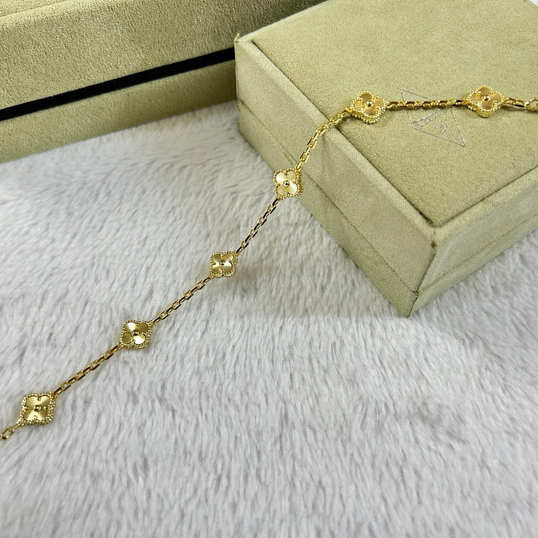 [Lucky Star]CLOVER 6 MOTIF DIAMOND BRACELET
