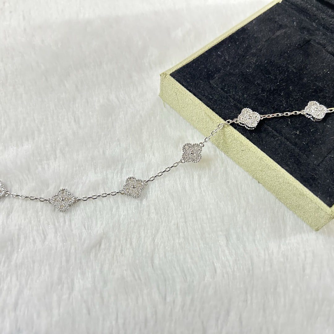 [Lucky Star]CLOVER 6 MOTIF DIAMOND BRACELET