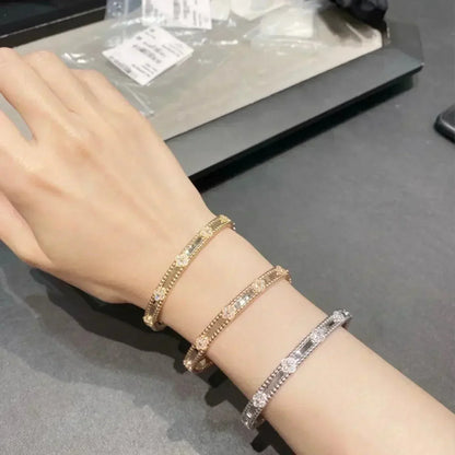 [Lucky Star]CLOVER BRACELET 4MM DIAMONDS