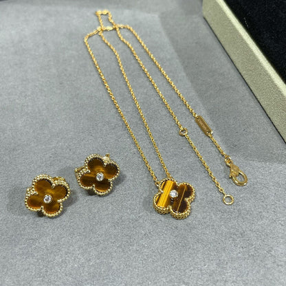 [ラッキースター]クローバー 15MM ダイヤモンド&amp;イエロータイガーアイアゲートネックレス
