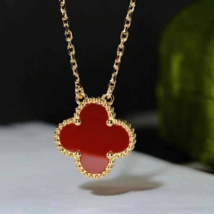 [Lucky Star]CLOVER 15MM CARNELIAN SINGLE FLOWER NECKLACE