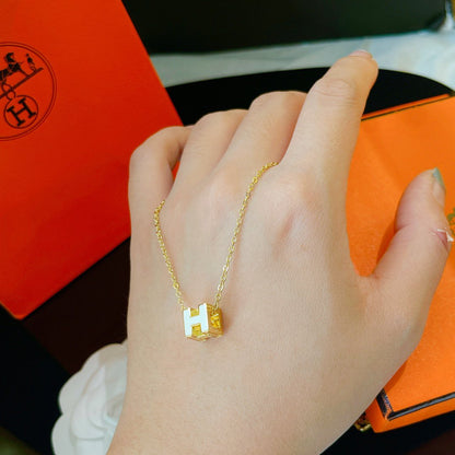 [Lucky Star]H WHITE SQUARE GOLD NECKLACE