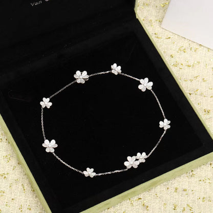 [Lucky Star]FRIVOLE SILVER 9 FLOWERS NECKLACE