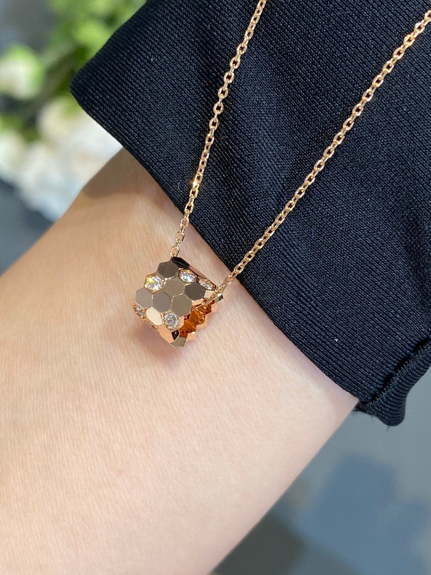 [Lucky Star]BEE LOVE DIAMOND NECKLACE