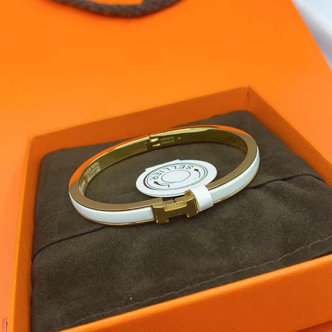 [Lucky Star]CLASSIC HM CLIC WHITE 8MM ENAMEL BRACELET