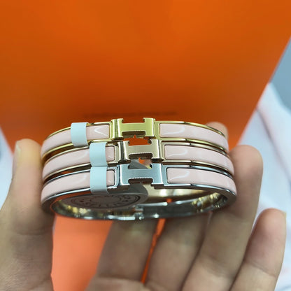 [ラッキースター]クラシック HM クリック ピンク 8MM エナメル ブレスレット