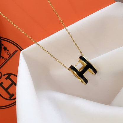 [ラッキースター]HM CLIC ブラックエナメルゴールドネックレス
