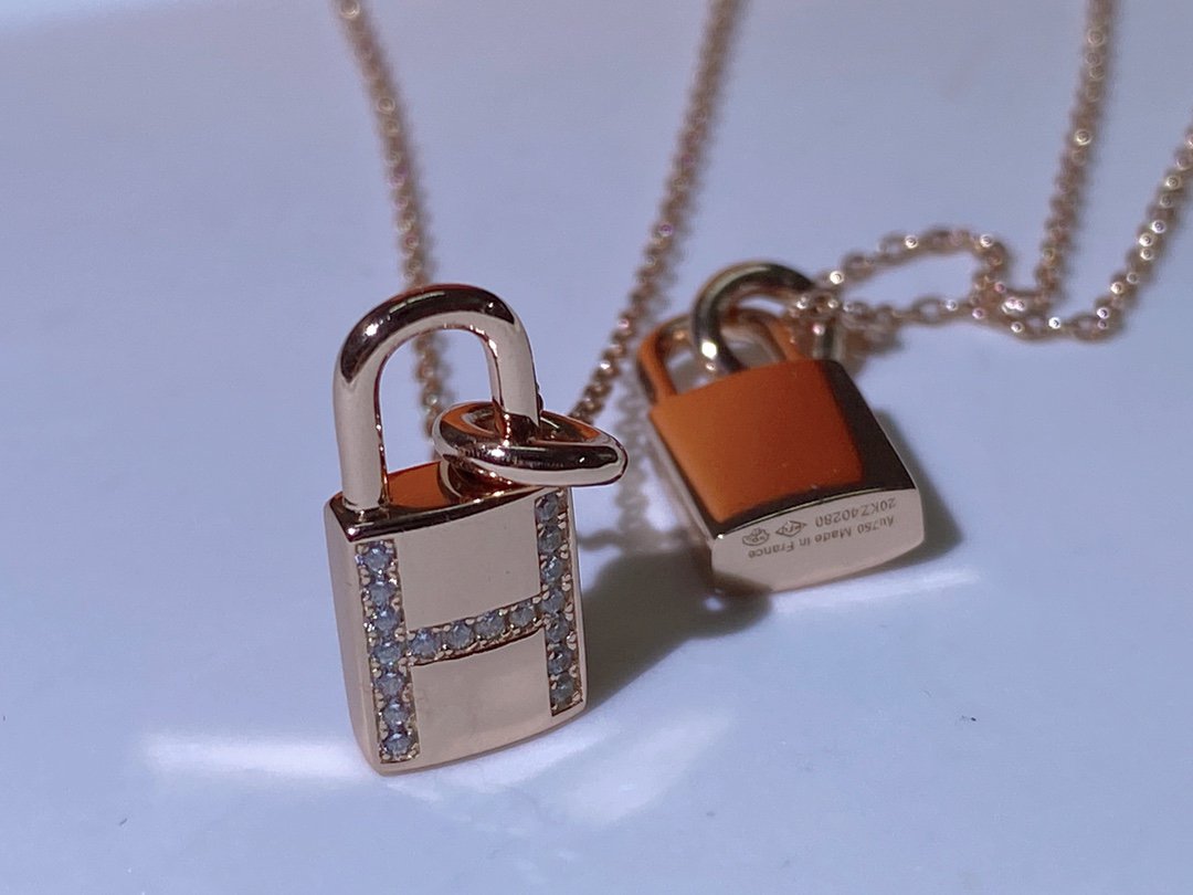 [Lucky Star]HM ADVANCED NICHE LOCK HEAD NECKLACE DIAMONDS