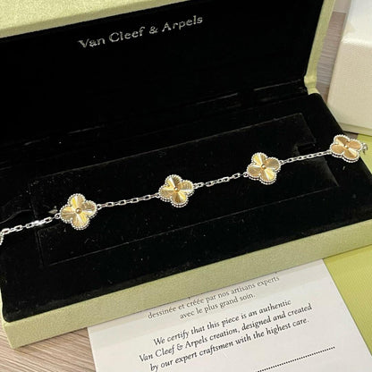 [Lucky Star]CLOVER  5 MOTIFS  CHRISTMAS LIMITED EDITION BRACELET