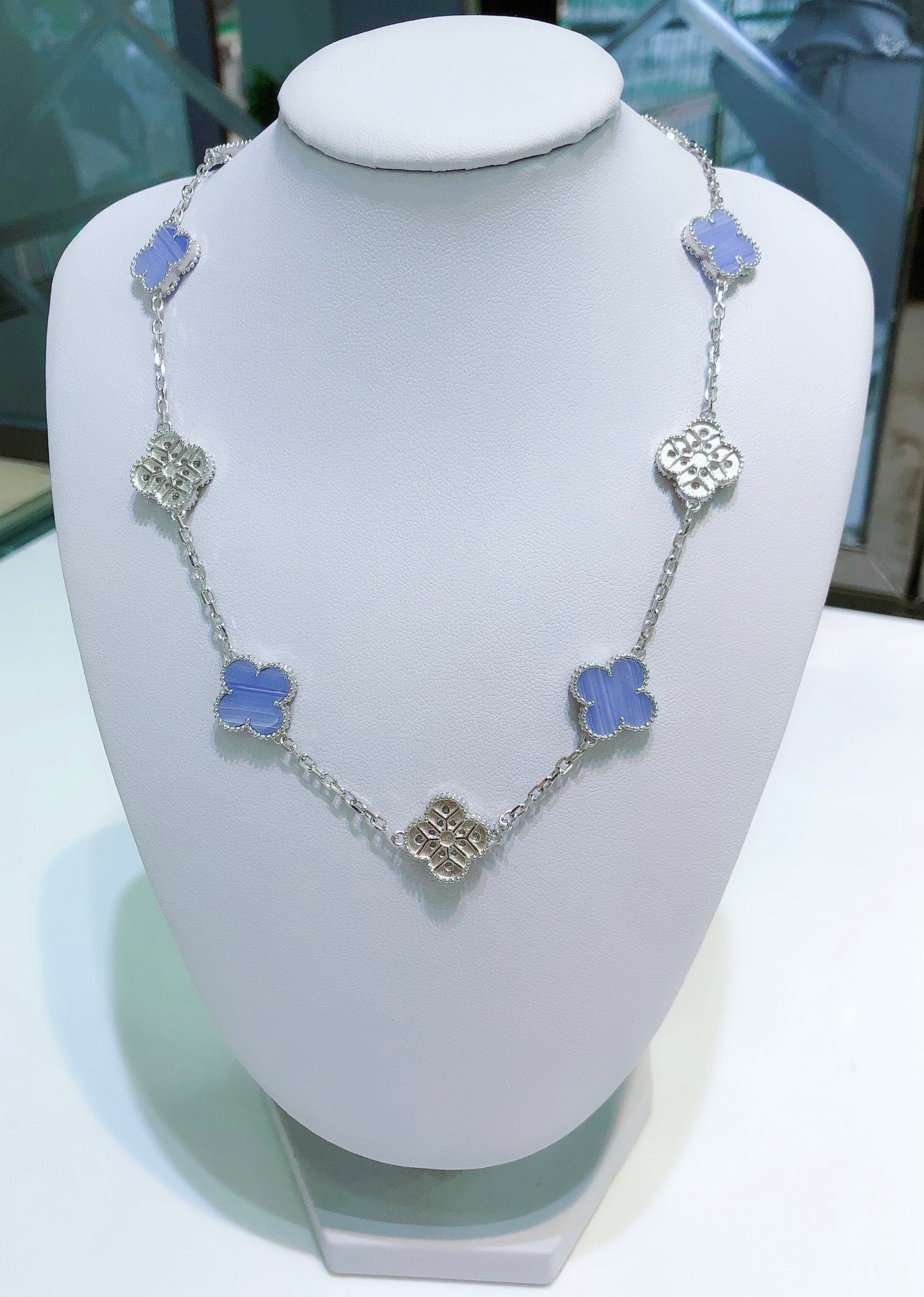 [Lucky Star]CLOVER 10 MOTIFS CHALCEDONY DIAMONDS SILVER NECKLACE