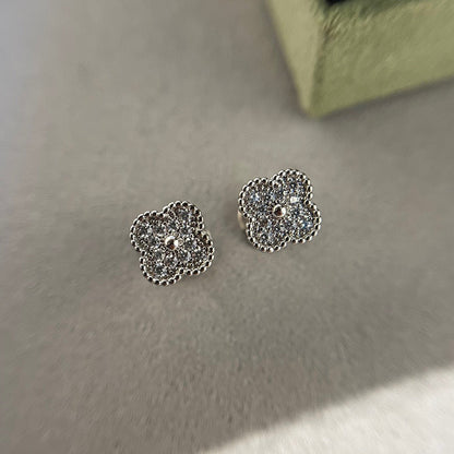 [Lucky Star]CLOVER MINI DIAMOND STUD EARRINGS