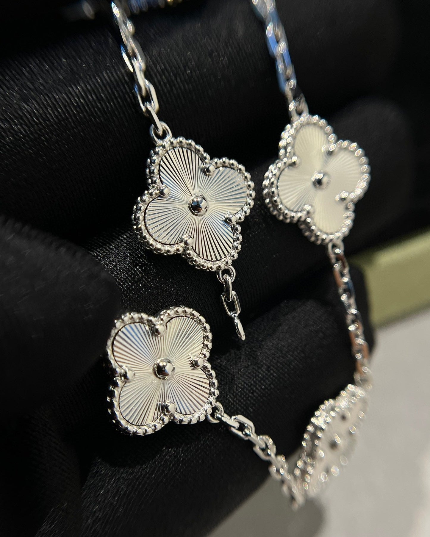 [Lucky Star]CLOVER SILVER 5 MOTIFS BRACELET