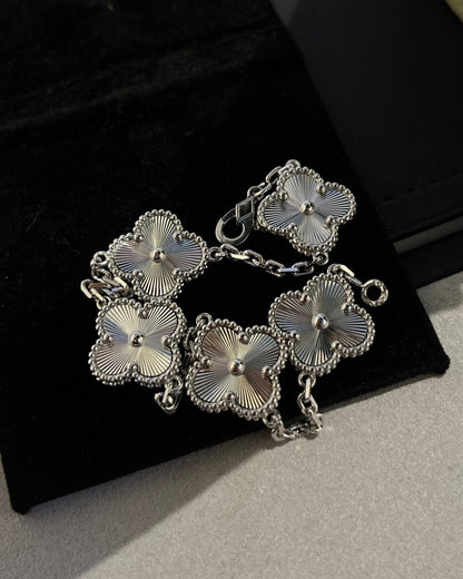 [Lucky Star]CLOVER SILVER 5 MOTIFS BRACELET